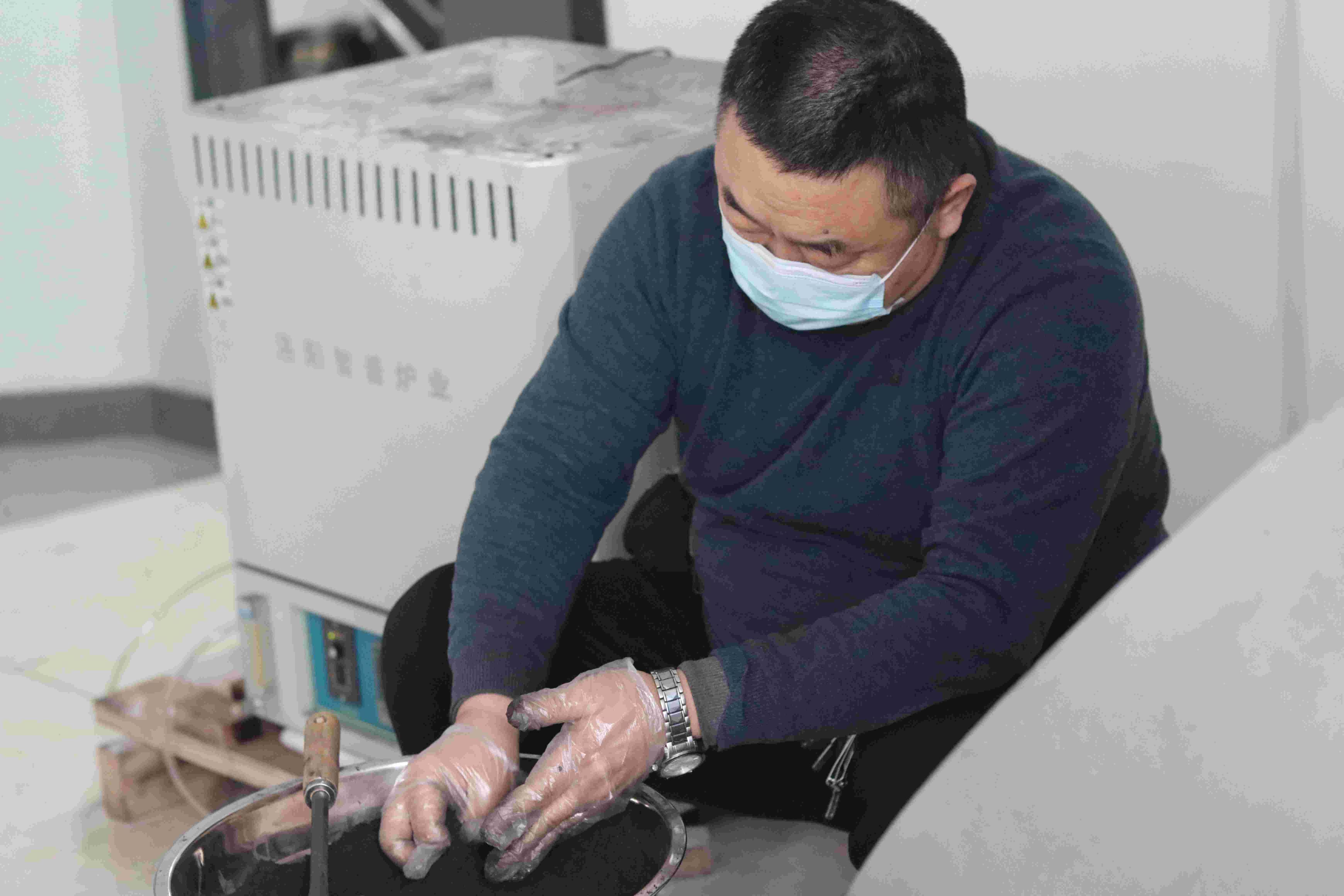 9001cc以诚为本集团丨出彩9001cc以诚为本人丨俯首甘为“垦黄牛”